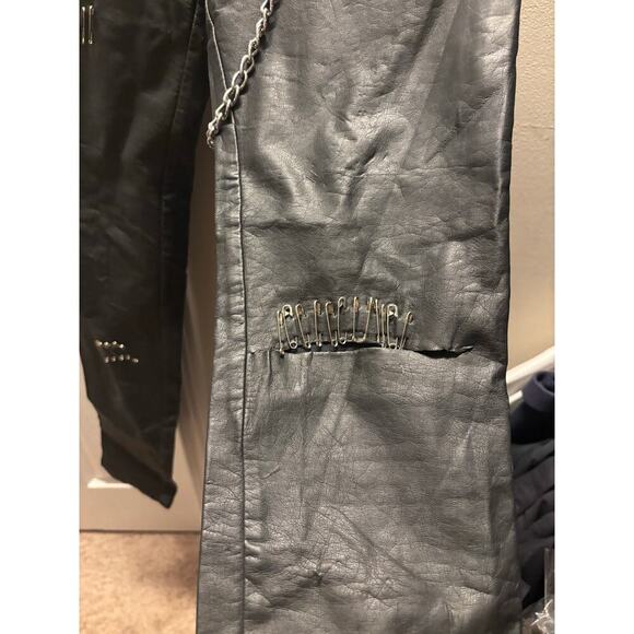 Tripp NYC flawed altered vegan leather black pants - Picture 4 of 13